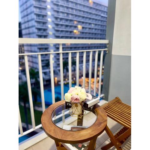 Cozy Place at Shell Residences