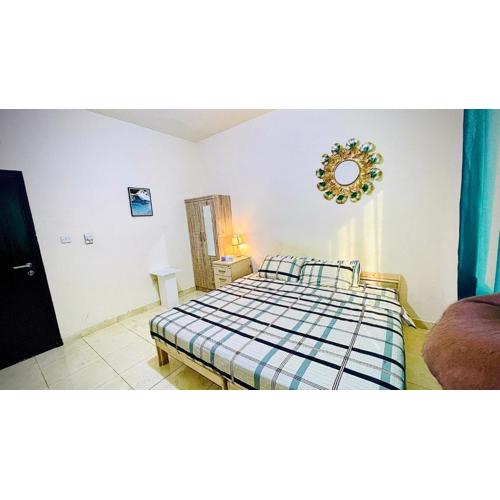 Cozy Private Room in shabiya 12