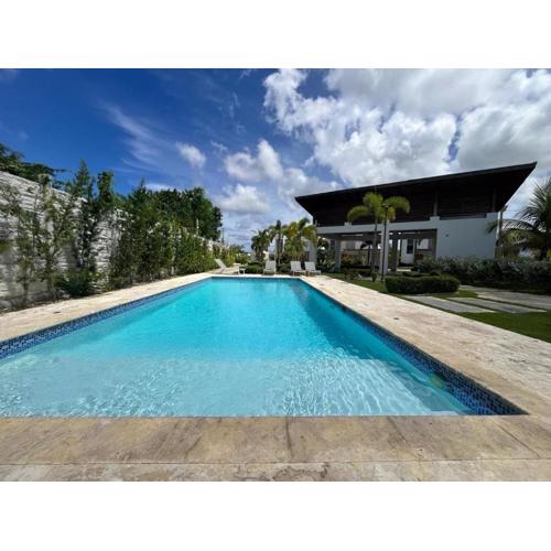 Cozy private villa in Primaveral II Residences