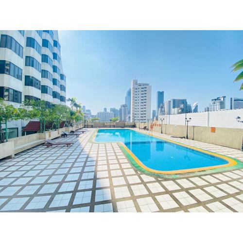 Cozy Room in Night Life Area in Downtown