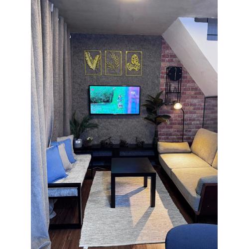 Cozy Rustic Corner House Subic