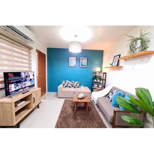 Cozy Space Near SM with Netflix and Fiber WiFi