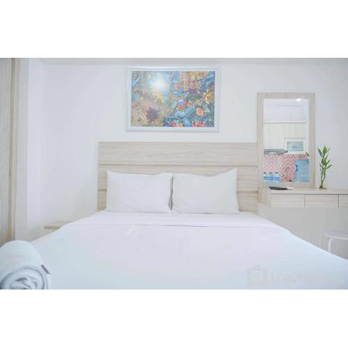 Cozy Stay and Homey Studio Apartment at Bassura City Apartment By Travelio