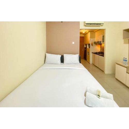 Cozy Stay and Tidy Studio Apartment Woodland Park Residence By Travelio