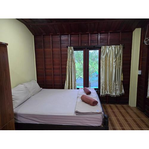 Cozy Stay Near Pier, Food & Fun