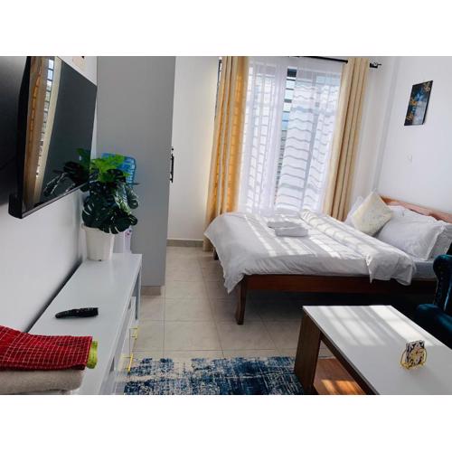 COZY STUDIO apartment -The Aviv Place