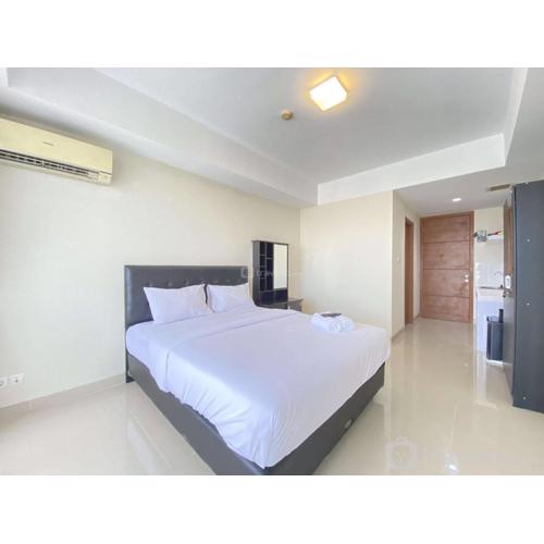 Cozy Studio Apartment at Beverly Dago By Travelio