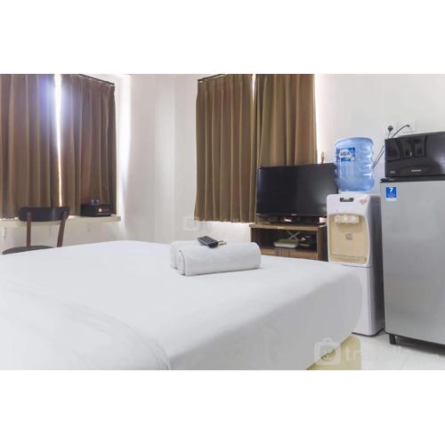 Cozy Studio at Elvis Tower Apartment By Travelio