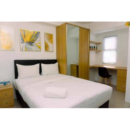 Cozy Studio at Urbantown Serpong Apartment By Travelio
