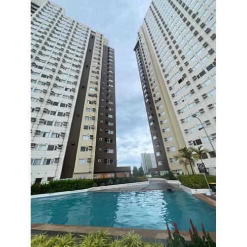 Cozy Studio in Ayala Avida CDO - Fast WIFINetflixTv