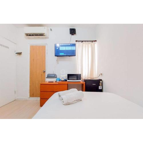 Cozy Studio (No Kitchen) Apartment Aeropolis Residence By Travelio