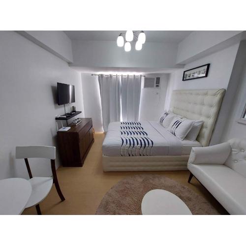 Cozy Studio Unit @ Centrio Tower
