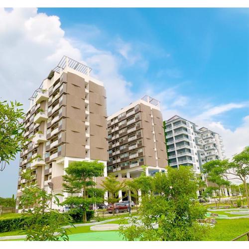 Cozy studio unit in a condominium