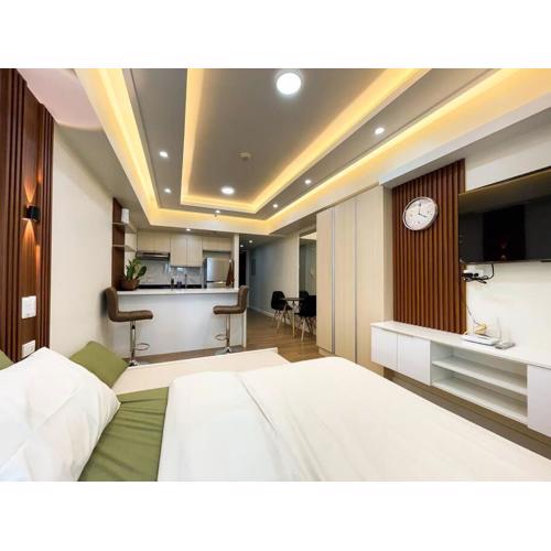 Cozy Studio Unit in Abreeza Place Tower 1 with parking