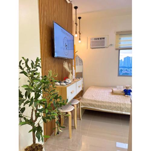 Cozy Studio Unit in Cubao - The 17th Haven