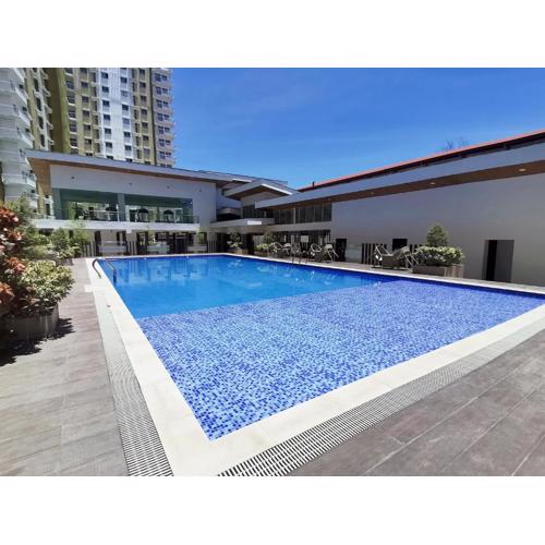 Cozy Studio with Balcony in Mesaverte near SM Downtown 4pax max with Free Pool & Netflix