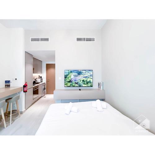 Cozy Studio with Balcony & Stunning Views