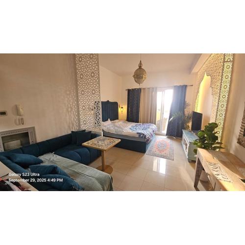 Cozy Studio with Pool and beach access