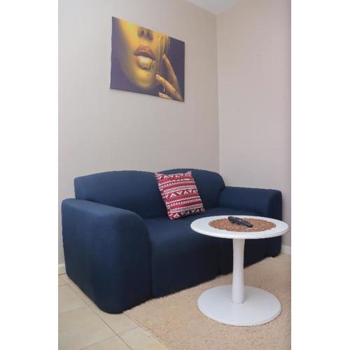 cozy studio with pool mini mart and top security