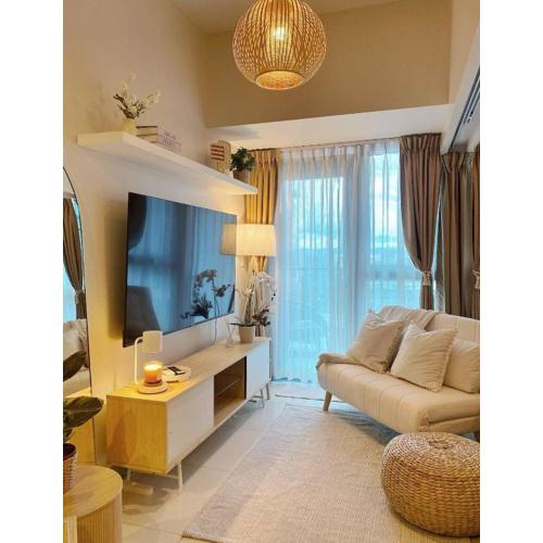 Cozy & Stylist Unit in BGC