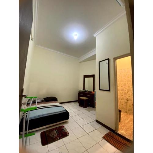 COZY TO STAY TEBET (PENGINAPAN MURAH,TP GA MURAHAN)
