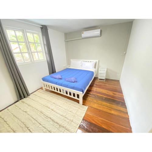 Cozy townhouse near by Klong Dao beach