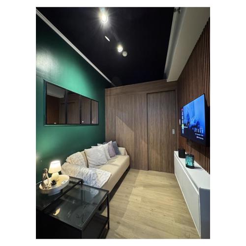 Cozy Urban Staycation Condo Unit