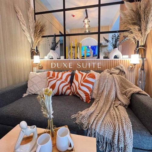 Cozy Vibes Walking Distance to Moa - Duxe Suite Staycation6