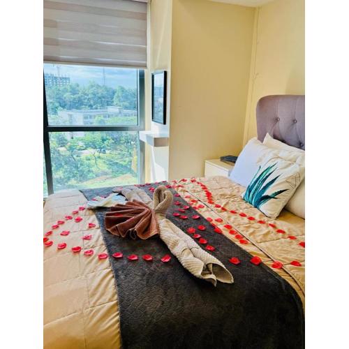 Cozy Viceroy 1BR, Walk to Venice Mall