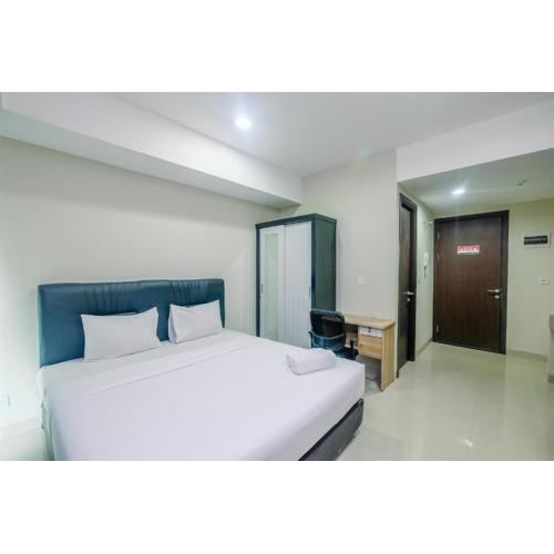 Cozy with Minimalist Style Studio Apartment Nine Residence By Travelio