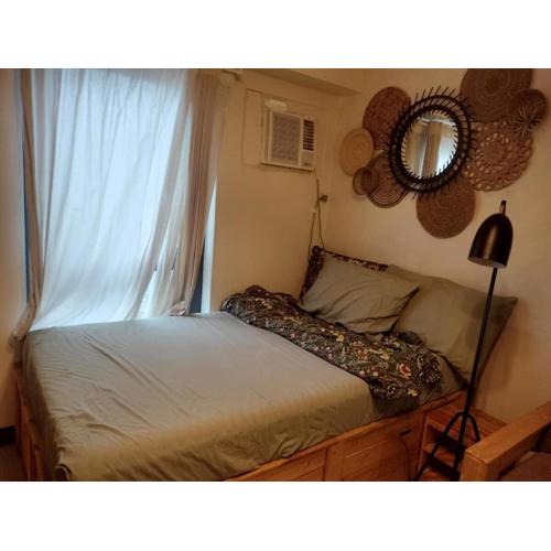 Cozy Wooden Design Studio Condo Unit at Studio 7 Edsa