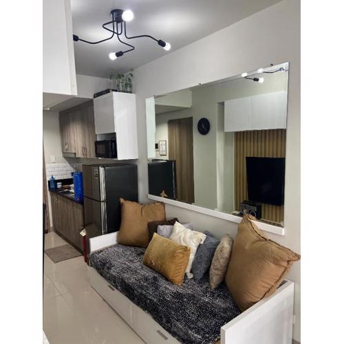 Cozyhome by LV & SG - S residences MOA PASAY unit condo