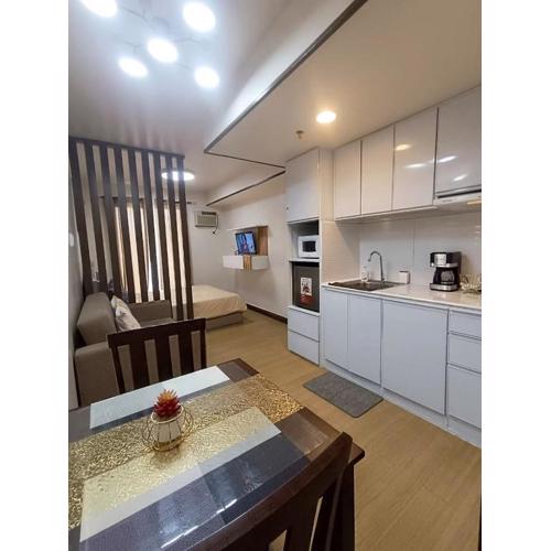 CozyLuxe Staycation at Pine Suites Tagaytay by Crown Asia