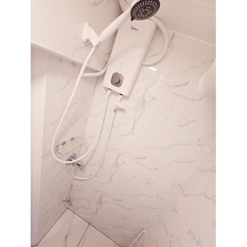 Crane nest 4 lower floor