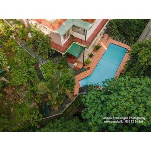 Creek Edge Apartment