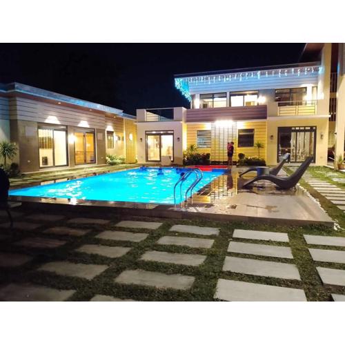 Cristina's Holiday Home