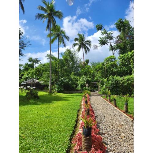 CROSSROADS HAVEN FARM