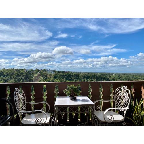 Crosswinds 1BR Suite, 50"QLED TV, BIG Balcony View