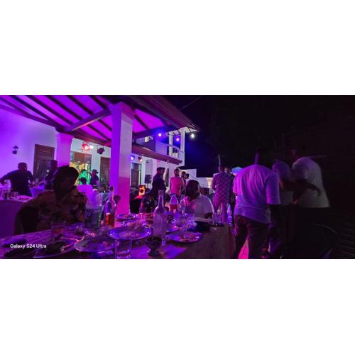 Crown Hotel Balangoda