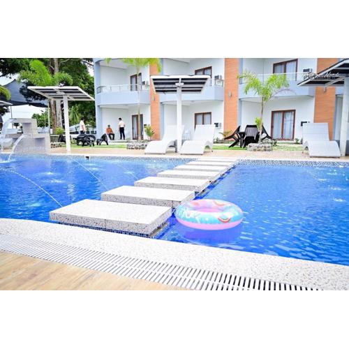 Crown of the Orient Beach Resort