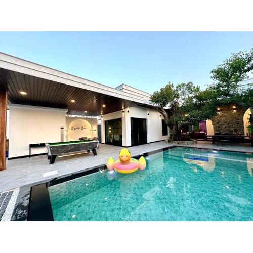 Crystal Cove Pool Villa Pattaya