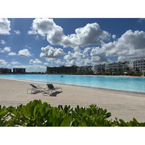 Crystal Lagoon White Sands Beach