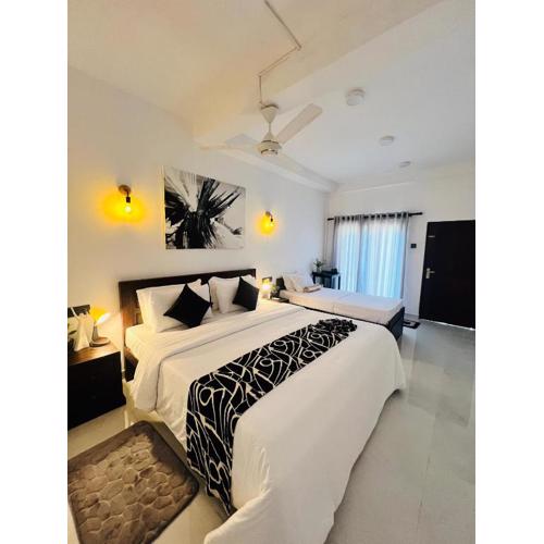 Crystal villa- Bathigama