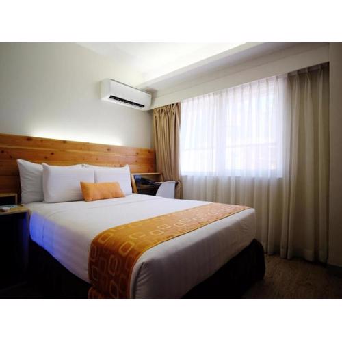 Cuarto Hotels Cebu