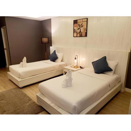 Curve Boutique Hotel