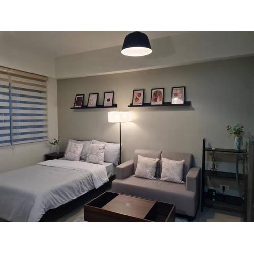 Cute Studio Unit w/ Big Windows - B Morgan T1