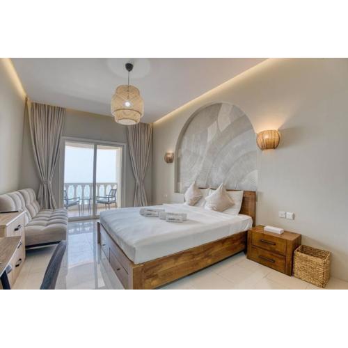 CzechinProperties New Listing Sea View