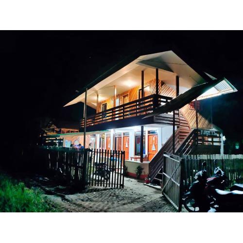 D' Angels Inn, Port Barton