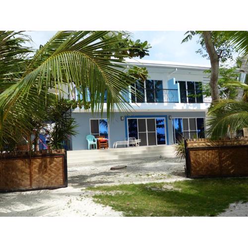 D & B BLUESTAR BEACH RESORT