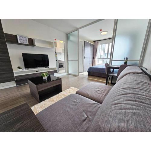 D Condo Ping: Amazing swimming pool, Central Festival Chiang Mai